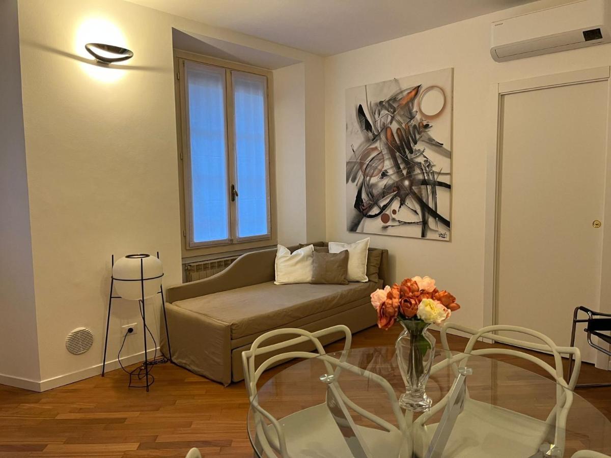 Casa Vercelli Delizioso Bilocale Moderno Nella Vecchia Milano ภายนอก รูปภาพ